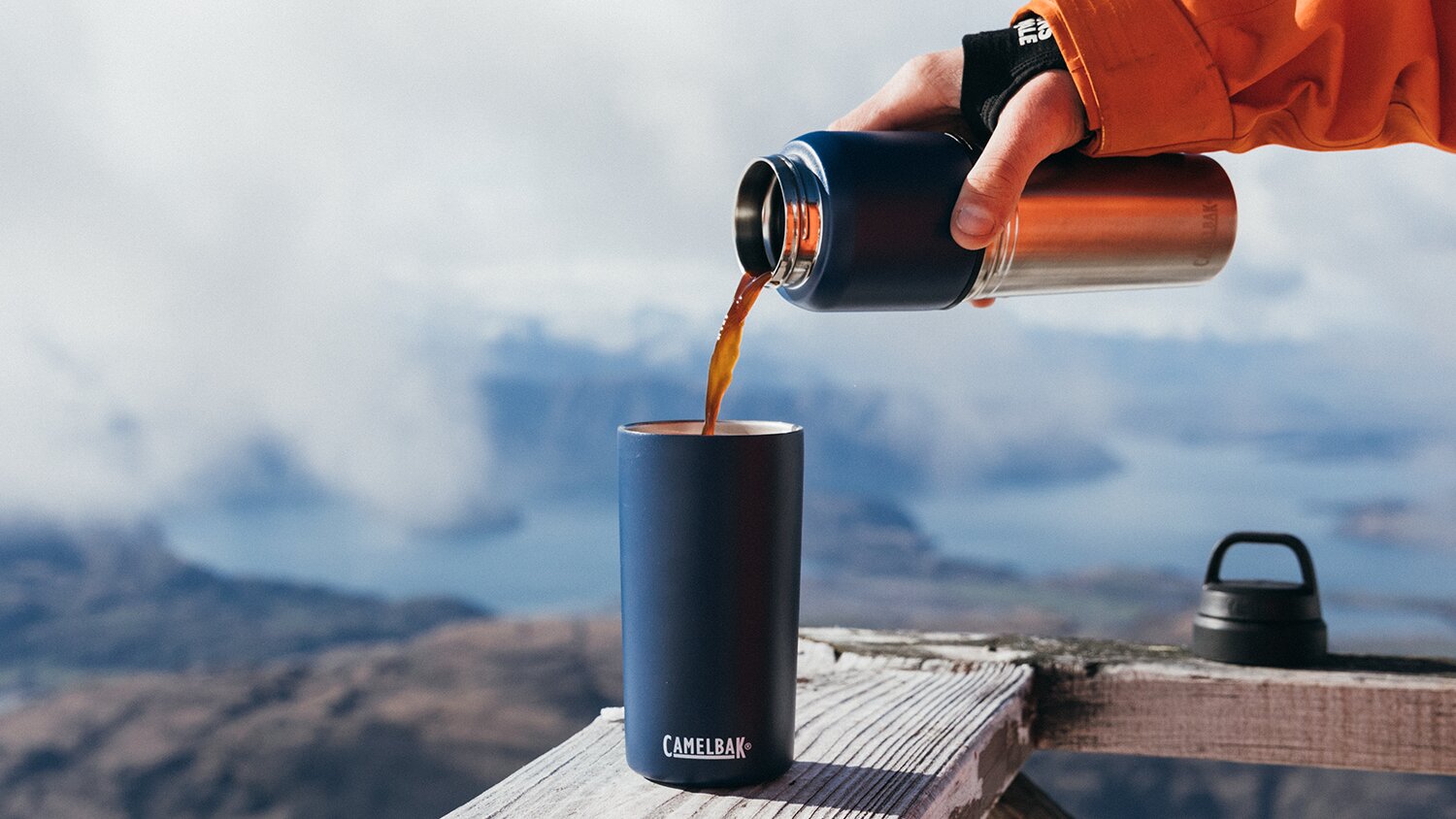 https://www.camelbakshop.fi/pub_docs/files/FW_Camelbak_Aug_21-2219.png